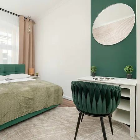 Apartament W Sercu Lodzi Piotrkowska Balkon & 2 Sypialnie By Renters Łódź