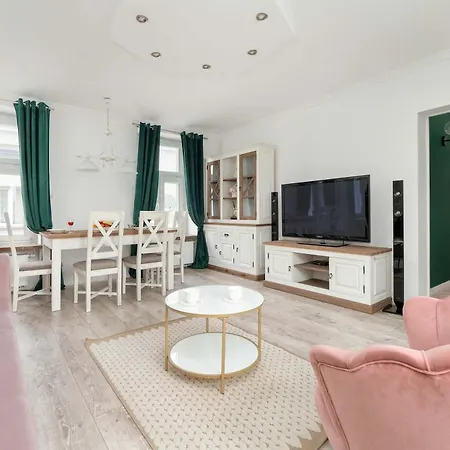 W Sercu Lodzi Piotrkowska Balkon & 2 Sypialnie By Renters Apartament