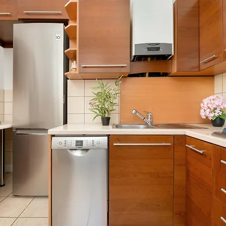 Apartament W Sercu Lodzi Piotrkowska Balkon & 2 Sypialnie By Renters *